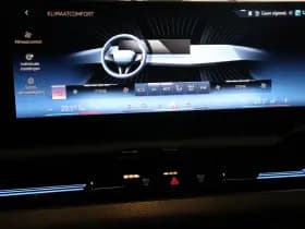 BMW 5 Serie 530e | M-Sport | Pano | 360 camera thumbnail 29