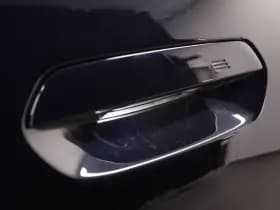 BMW 5 Serie 530e | M-Sport | Pano | 360 camera thumbnail 38