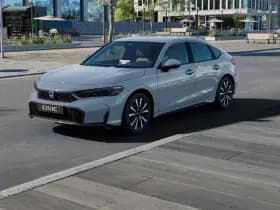 Honda Civic 2 0 e hev elegance thumbnail 2