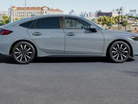 Honda Civic 2 0 e hev elegance thumbnail 5