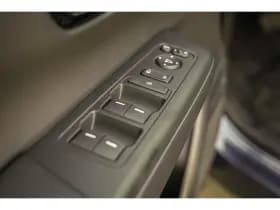 Honda CR-V 2.0i e:HEV ELEGANCE thumbnail 40