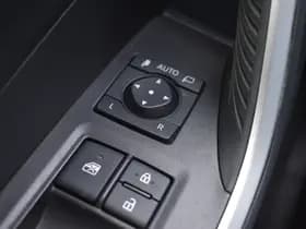 Toyota RAV4 2.5 Hybrid AWD Style Bi-Tone Limited Automaat 222pk thumbnail 7