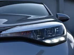 Toyota C-HR 5-Deurs 1.8 Hybrid Dynamic Automaat 122Pk thumbnail 2