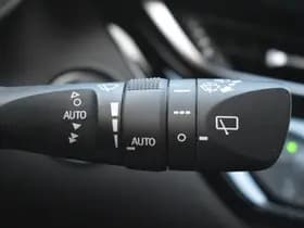 Toyota C-HR 5-Deurs 1.8 Hybrid Dynamic Automaat 122Pk thumbnail 16