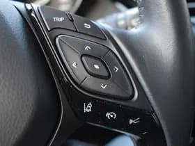 Toyota C-HR 5-Deurs 1.8 Hybrid Dynamic Automaat 122Pk thumbnail 17