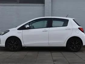 Toyota Yaris 1.5 Hybrid Dynamic Automaat 100Pk thumbnail 9