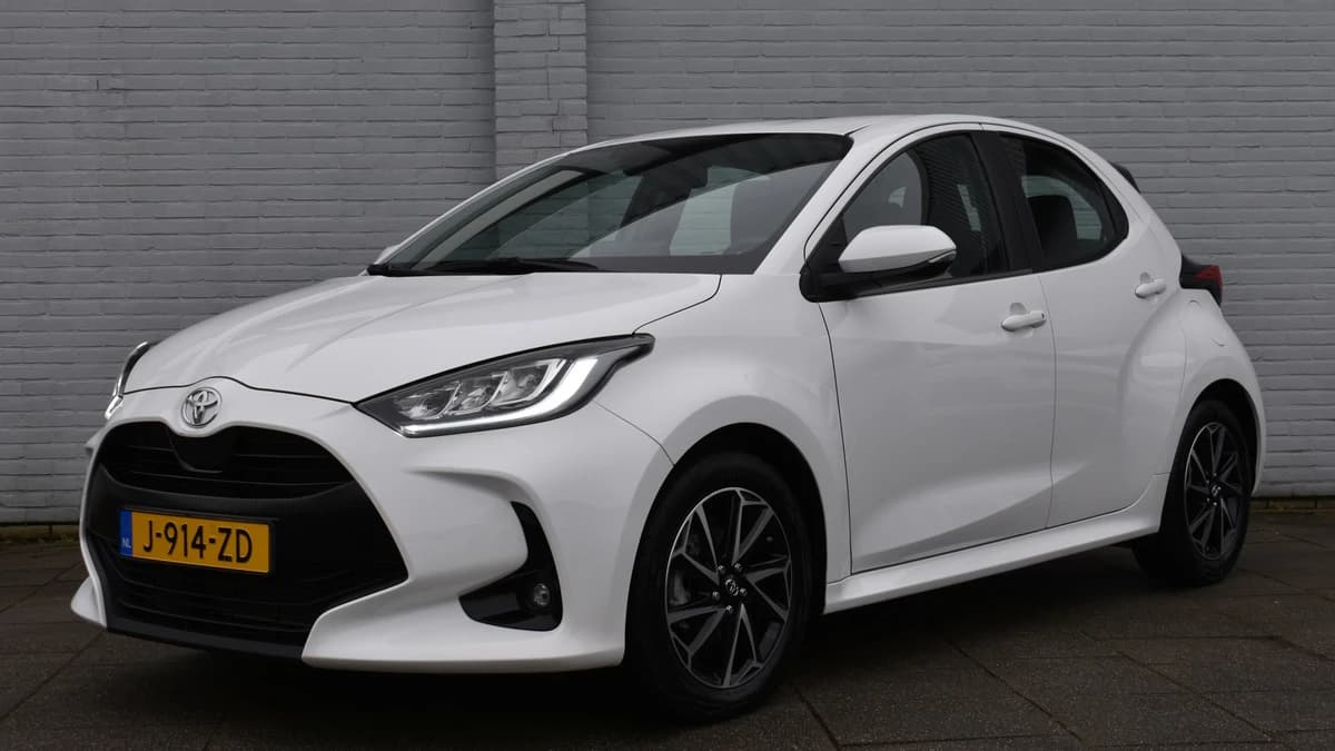 Toyota Yaris 1.5 Vvt-I Dynamic Handgeschakeld 126Pk — foto 1