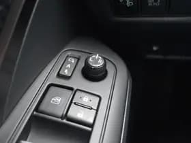 Toyota C-HR 1.8 Hybrid Active Automaat 122Pk thumbnail 6