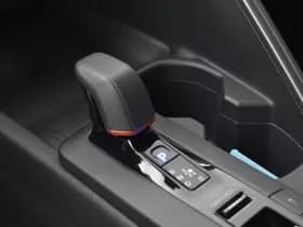 Toyota C-HR 1.8 Hybrid 140 Dynamic Plus Limited Automaat 140Pk thumbnail 10