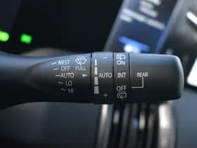 Toyota Urban Cruiser Executive 61 Kwh Automaat 174Pk thumbnail 12