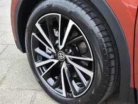 Toyota C-HR 2.0 Plug-In Hybrid 220 Executive Automaat 223Pk thumbnail 2