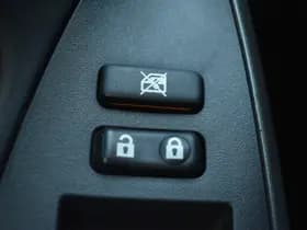 Toyota RAV4 2.0 Vvti Executive Business Automaat 158Pk thumbnail 8