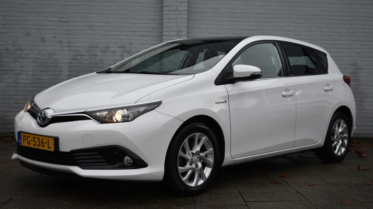 Toyota Auris 1.8 Hybrid Aspiration Automaat 100Pk — foto 1