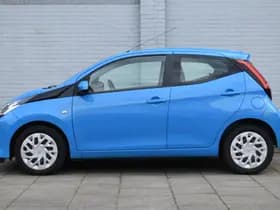 Toyota Aygo 1.0 Vvt-I X-Play Handgeschakeld 72Pk thumbnail 3