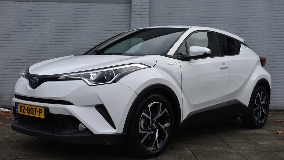 Toyota C-HR 1.8 Hybrid Dynamic Automaat 122Pk — foto 1