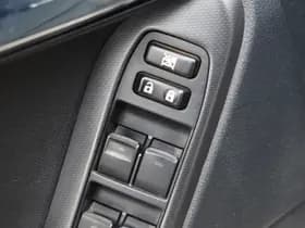 Toyota Land Cruiser 3.0 D-4D-F Executive thumbnail 8