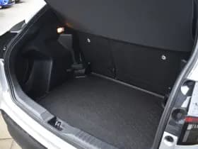 Toyota Yaris Cross 1.5 Hybrid Dynamic Limited Automaat 116Pk thumbnail 4