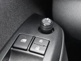 Toyota Yaris Cross 1.5 Hybrid Dynamic Limited Automaat 116Pk thumbnail 9