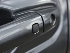 Toyota Urban Cruiser Dynamic 61 Kwh Automaat 174Pk thumbnail 2