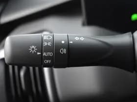 Toyota Urban Cruiser Dynamic 61 Kwh Automaat 174Pk thumbnail 11