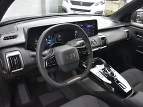 Toyota Urban Cruiser Dynamic 61 Kwh Automaat 174Pk thumbnail 4