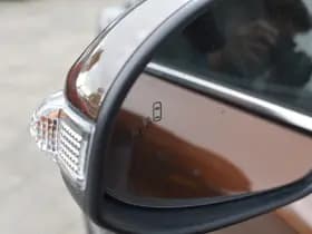 Toyota C-HR 1.8 Hybrid Executive Ultimate Automaat 122Pk thumbnail 2