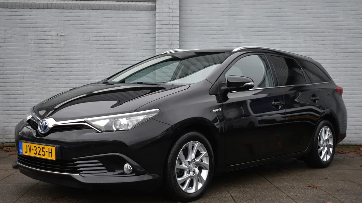 Toyota Auris 1.8 Hybrid Trend Automaat 136Pk — foto 1