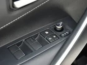 Toyota Corolla Touring Sports Hybrid 140 Dynamic + Automaat 140Pk thumbnail 19