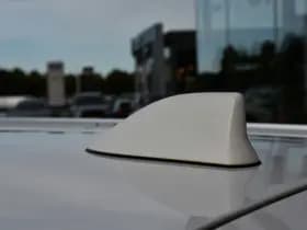 Toyota Corolla Touring Sports Hybrid 140 Dynamic + Automaat 140Pk thumbnail 21