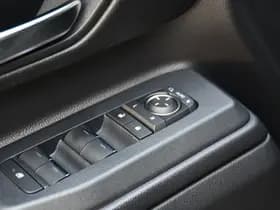 Toyota Land Cruiser 2.8 D-4D Standard Roof Window Van First Edition Limited Automaat 206Pk thumbnail 14