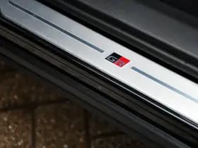 Toyota C-HR 2.0 Plug-In Hybrid 220 Black Edition Automaat 223Pk thumbnail 22