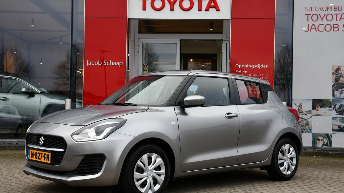 Suzuki Swift 1.2 Comfort Smart Hybrid 83Pk — foto 1