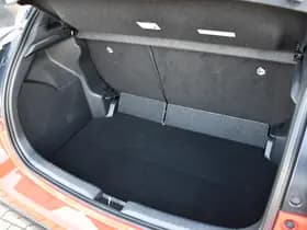 Toyota Yaris 1.5 Hybrid Launch Edition Limited Automaat 116Pk thumbnail 24