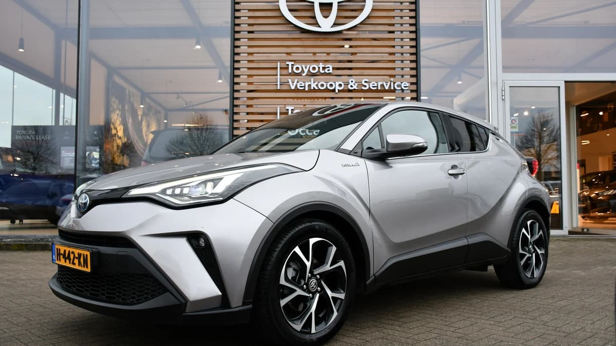 Toyota C-HR 2.0 Hybrid First Edition Automaat 184Pk — foto 1