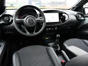 Toyota Aygo X 1.0 Vvt-I Mt Premium 72Pk thumbnail 2