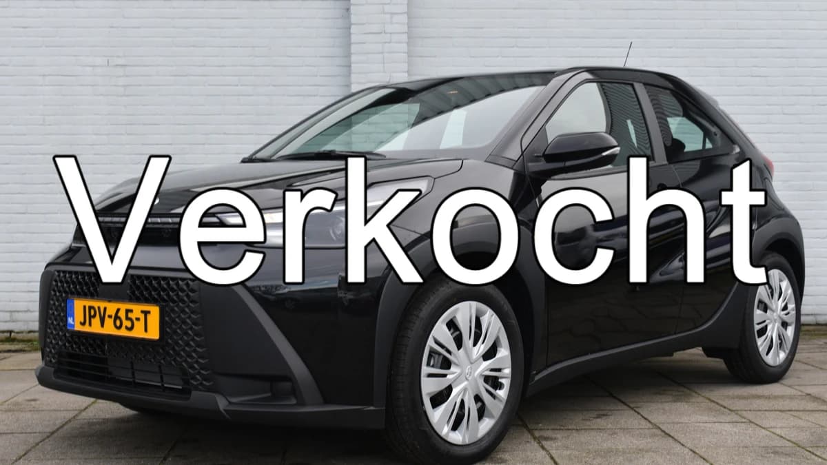 Toyota Aygo X Hybrid 115 play Automaat 116pk — foto 1