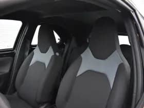 Toyota Aygo X Hybrid 115 play Automaat 116pk thumbnail 18