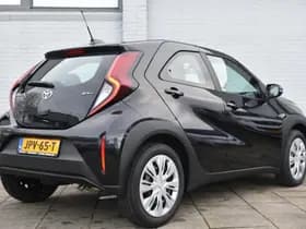 Toyota Aygo X Hybrid 115 play Automaat 116pk thumbnail 3