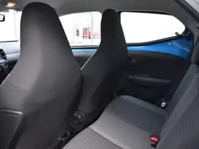 Toyota Aygo 1.0 VVT-i x-play Handgeschakeld 72pk thumbnail 7