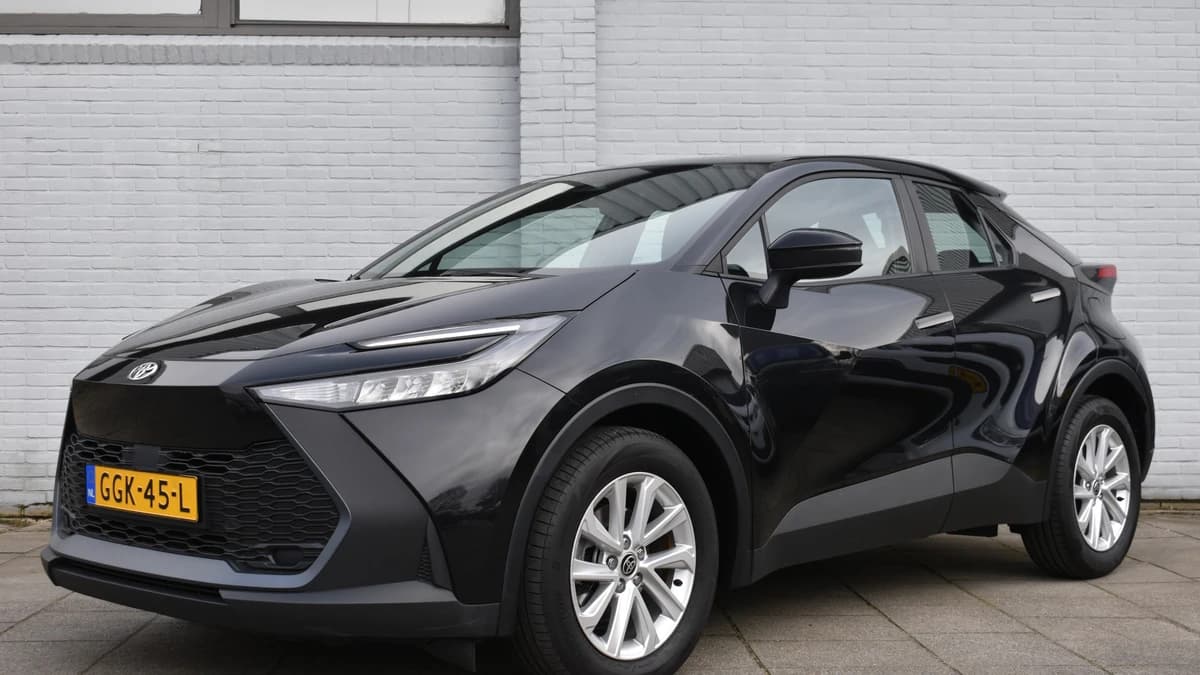 Toyota C-HR 1.8 Hybrid 140 Active Automaat 140pk — foto 1