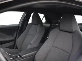 Toyota C-HR 1.8 Hybrid 140 Active Automaat 140pk thumbnail 6