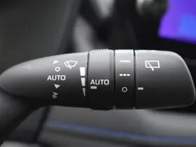 Toyota RAV4 2.5 Hybrid AWD Style Bi-Tone Limited Automaat 222pk thumbnail 12