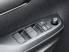 Toyota Yaris 1.5 Hybrid Dynamic Automaat 116pk thumbnail 17