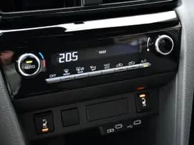 Toyota Yaris Cross 1.5 Hybrid 130 Dynamic Limited Automaat 130pk thumbnail 10