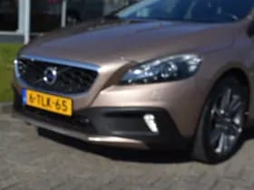 Volvo V40 Cross Country T4 180PK Automaat Summum thumbnail 4