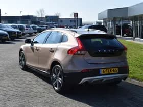 Volvo V40 Cross Country T4 180PK Automaat Summum thumbnail 9