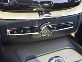 Volvo XC60 T8 AWD 390PK Plug-in Hybrid Inscription thumbnail 46