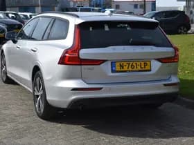 Volvo V60 B3 177PK Automaat Momentum Advantage thumbnail 11