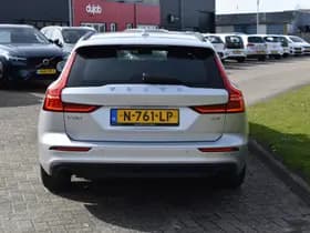 Volvo V60 B3 177PK Automaat Momentum Advantage thumbnail 12