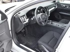 Volvo V60 B3 177PK Automaat Momentum Advantage thumbnail 19